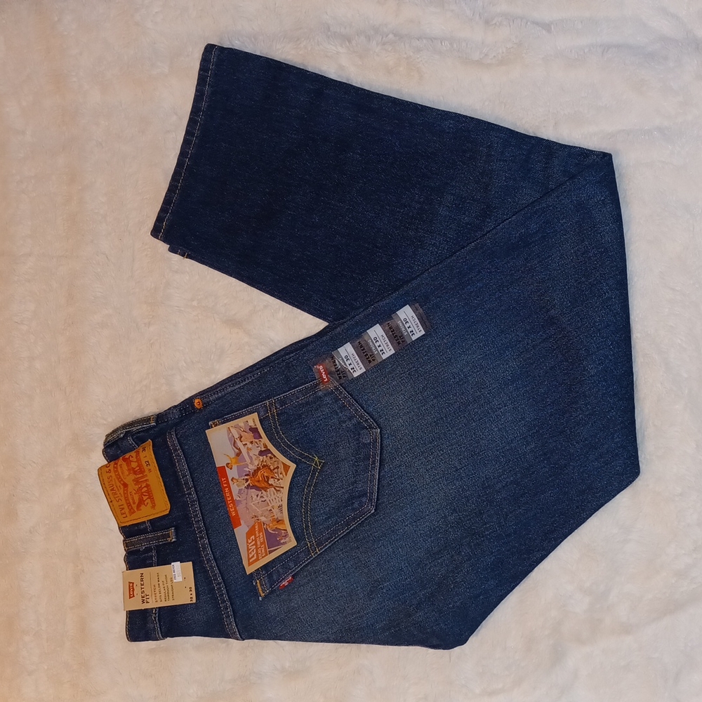 New Men's  Levi's Jeans 32x30 western fit